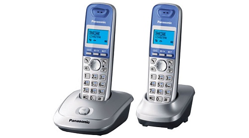 Panasonic KX-TG2512RU-S, радиотелефон (серебристый) с двумя трубками и определителем номера